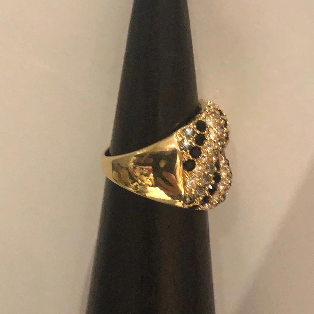 Joan Rivers ring - Picture 5 of 7